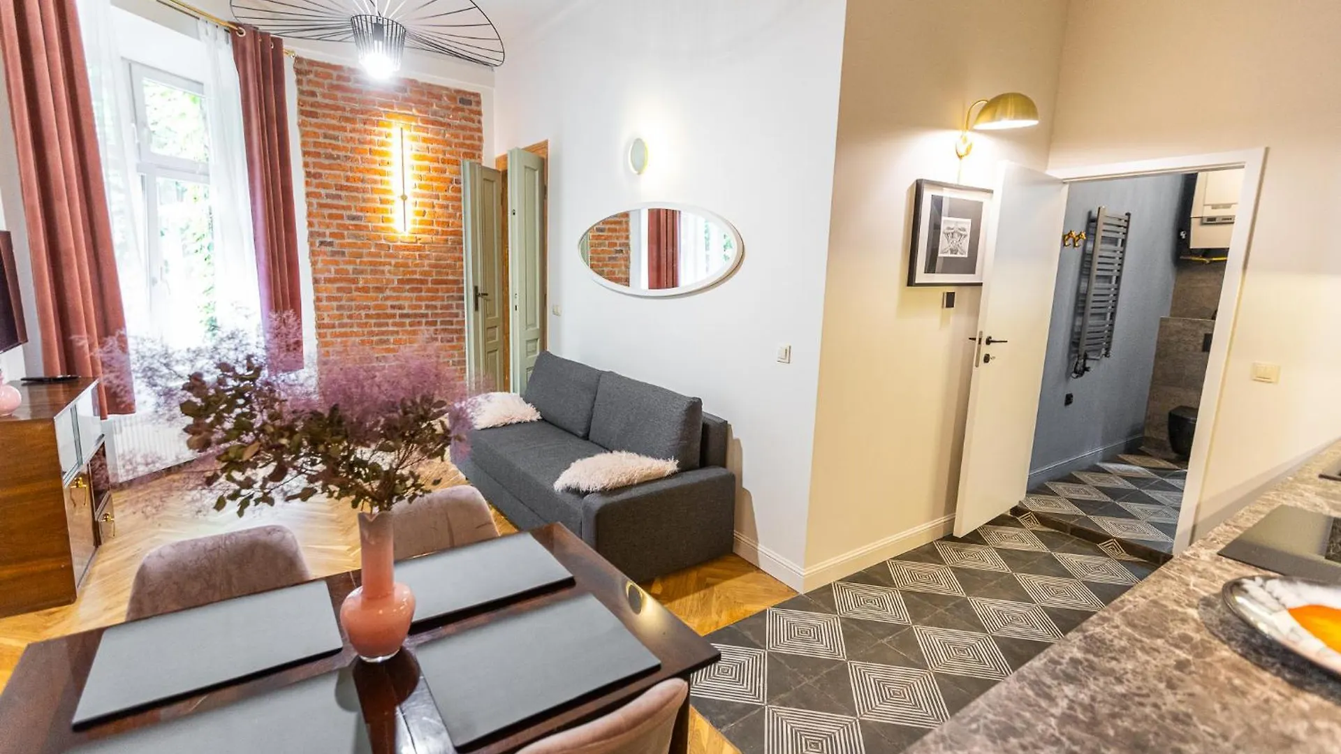 Stylish Apartment #2 In Krakow Old Town